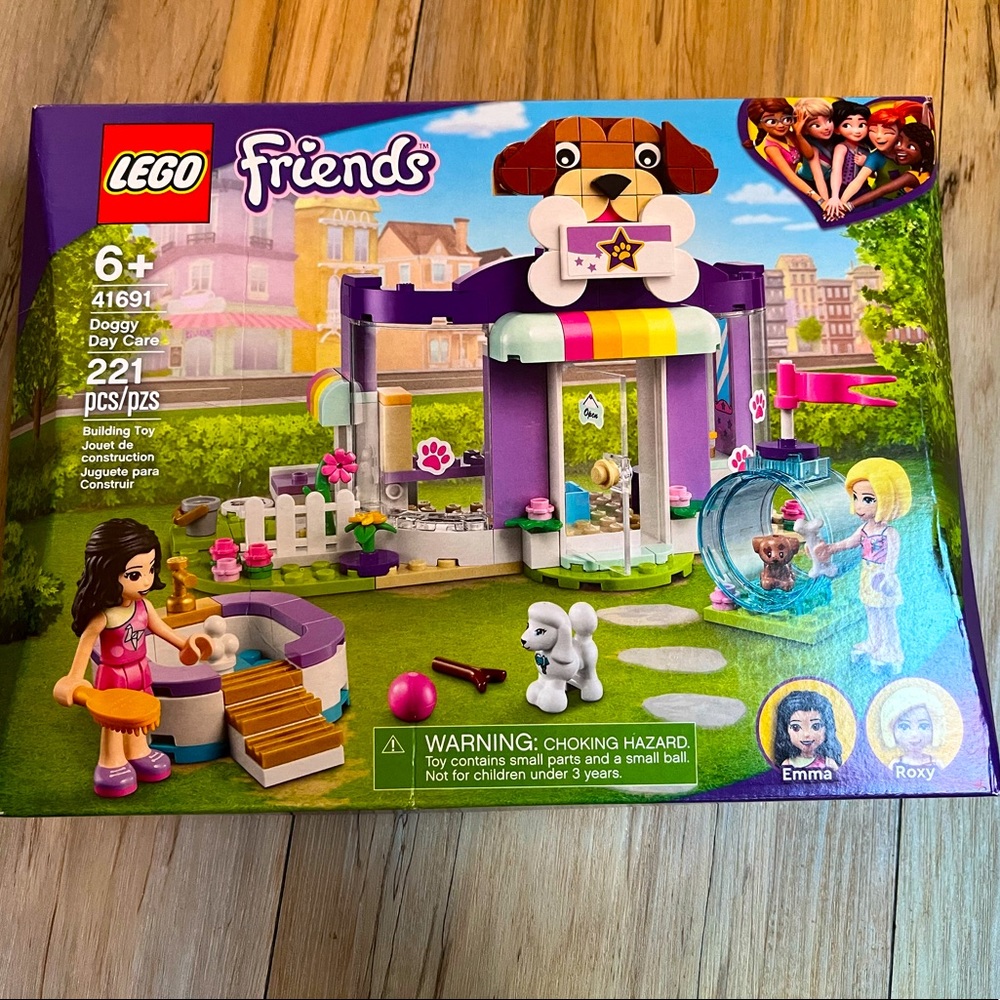 LEGO Friends Doggy Day Care